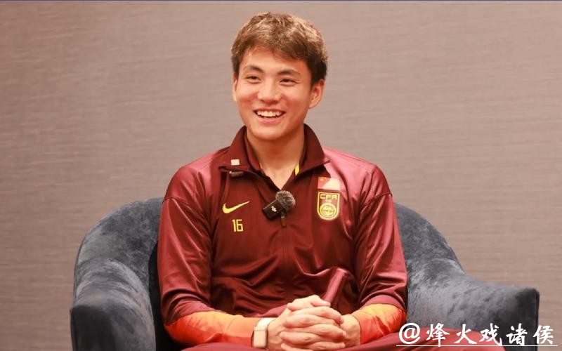 被队友抛起的瞬间,我曾梦到过——专访U23国足门将李昊 被队友抛起的瞬间,我曾梦到过——专访U23国足门将李昊